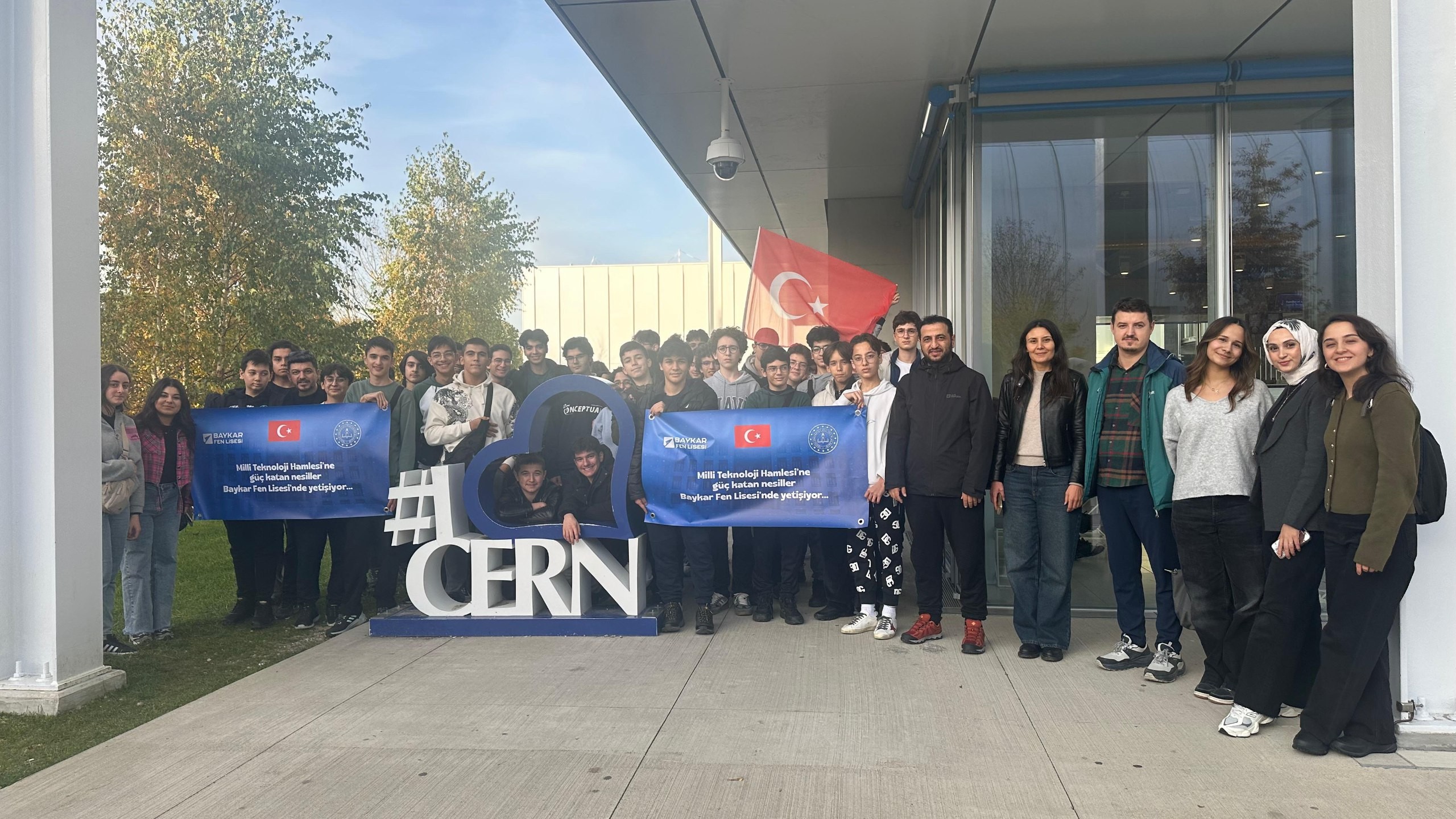 <strong>CERN Bilim ve Teknoloji Gezisi Gerçekleştirildi!</strong><br />
&nbsp;