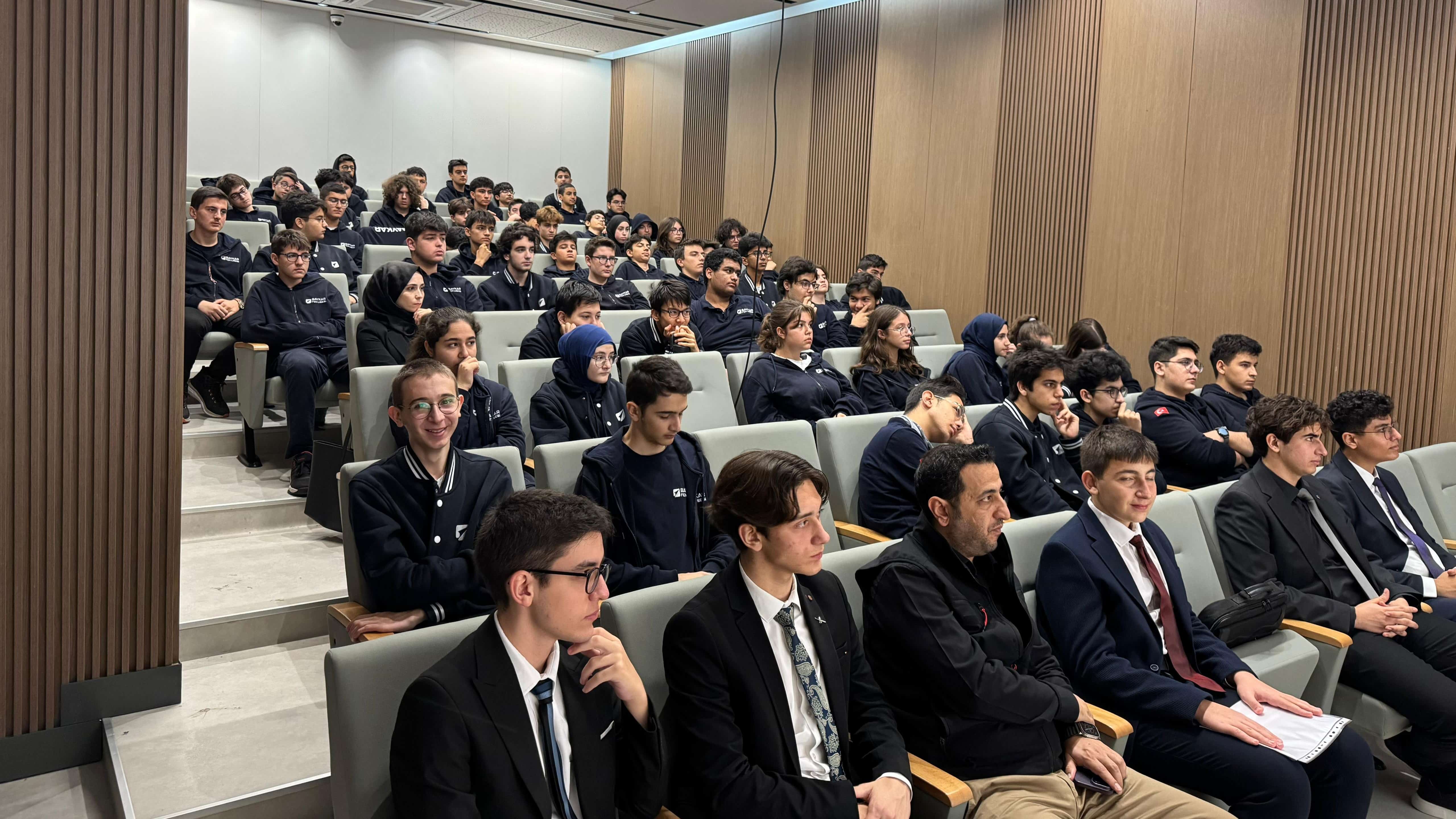 <strong>Sözün İzinde Bilim Söyleşileri Devam Ediyor!</strong><br />
&nbsp;